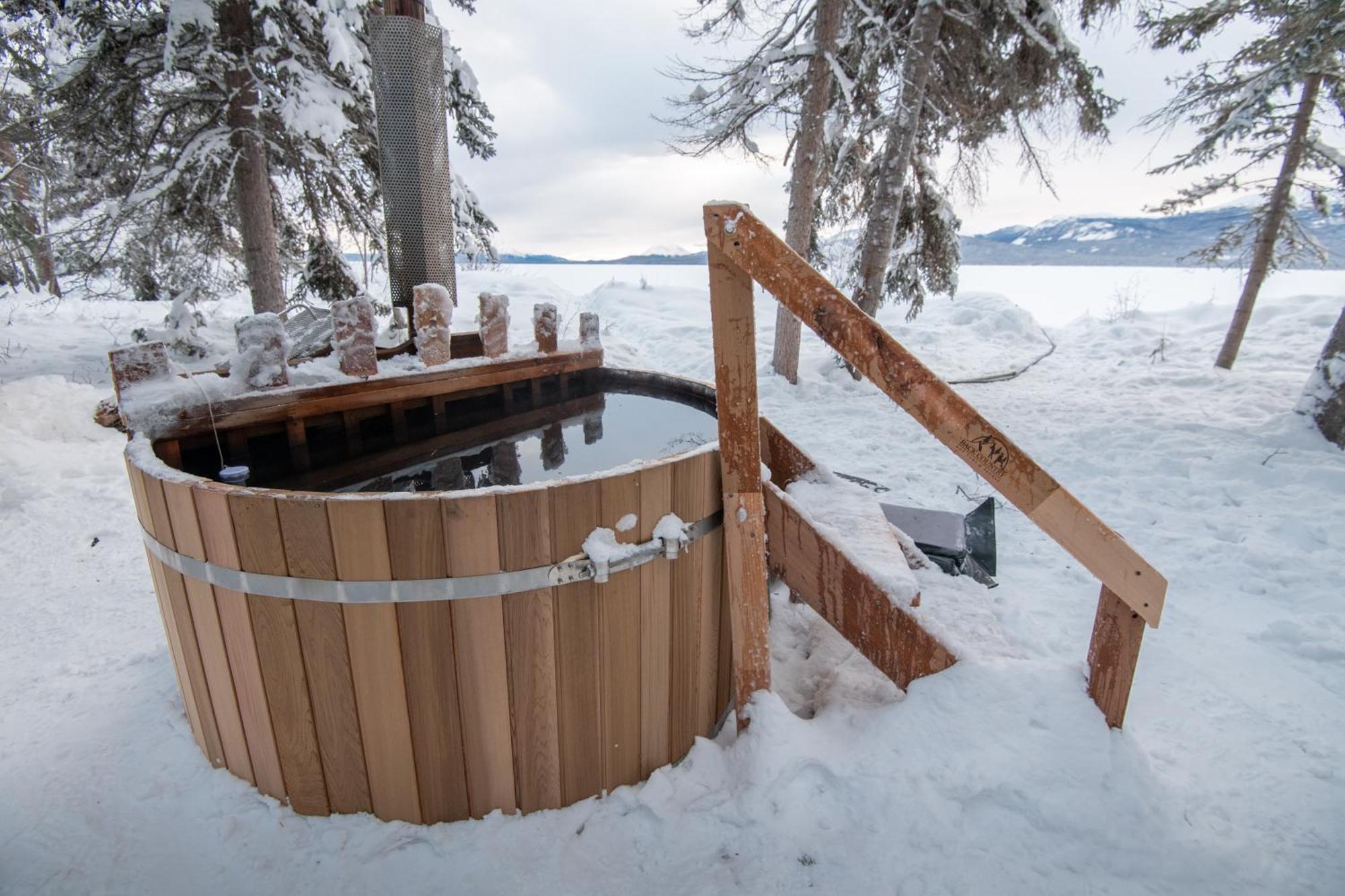 Little Atlin Lodge Tagish Exterior foto